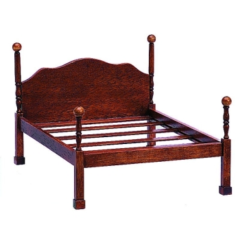 Chippendale double bed with canopy